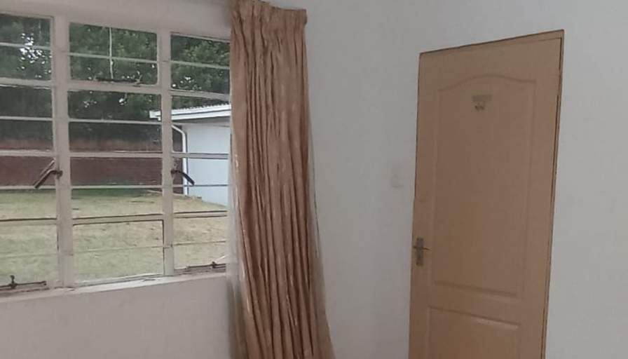 Photo of Gordon's room