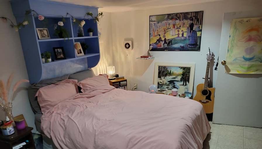 Kate's room