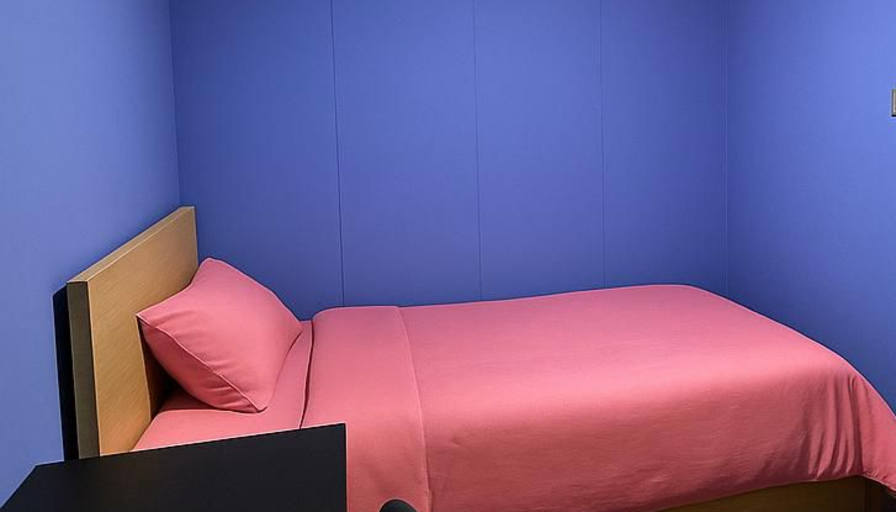 Photo of Shirley Paru's room