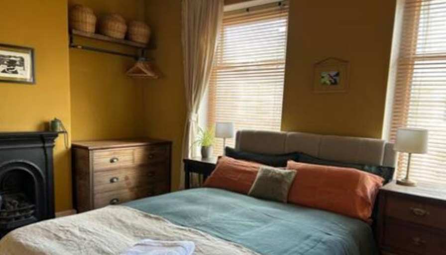 Photo of Laurie Gray's room