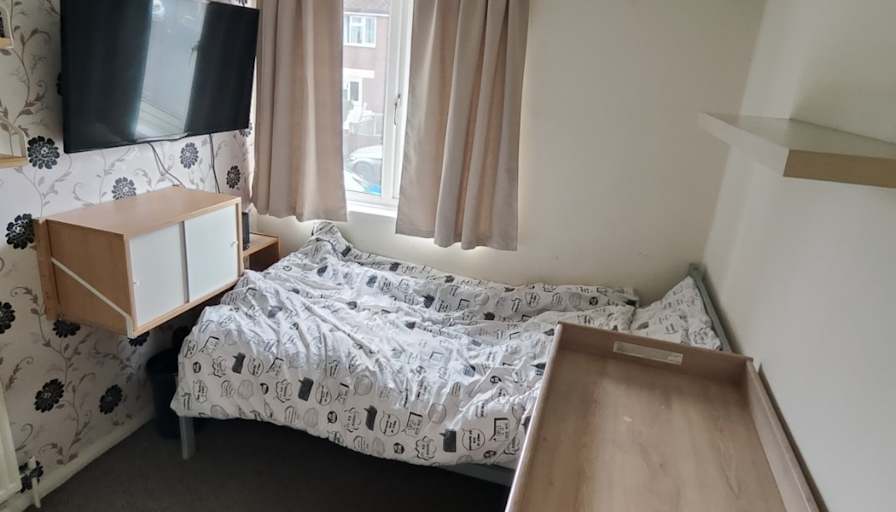 Photo of Bebe's room