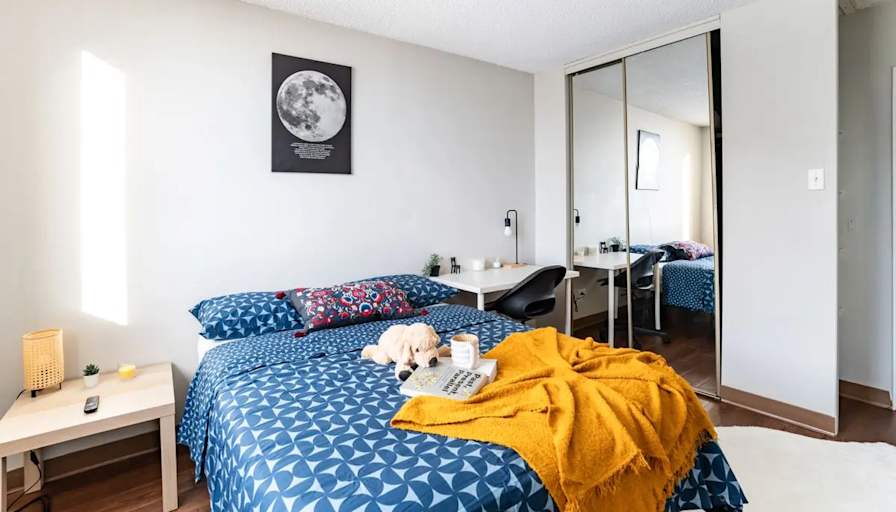 edmontonproperty's room