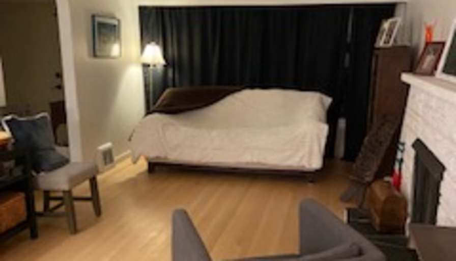 Christina Zahar's room