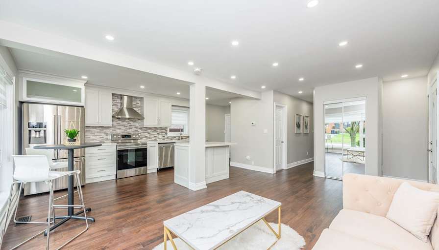 Photo of Dean Holmes's room