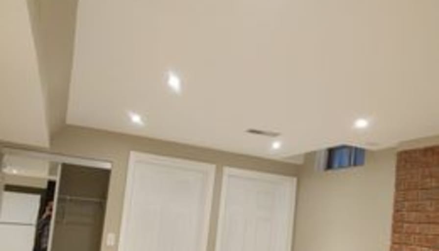 HONG TAI JIAO's room