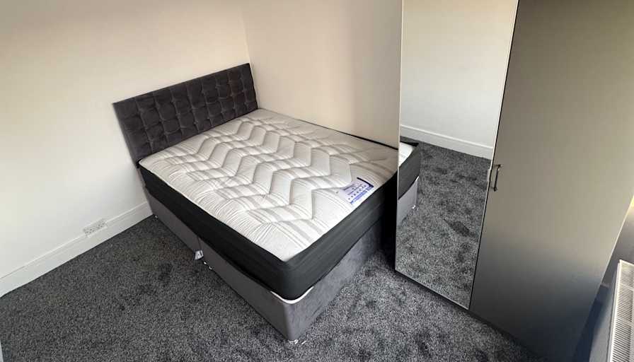 Photo of Evelyn Oluwayomi's room