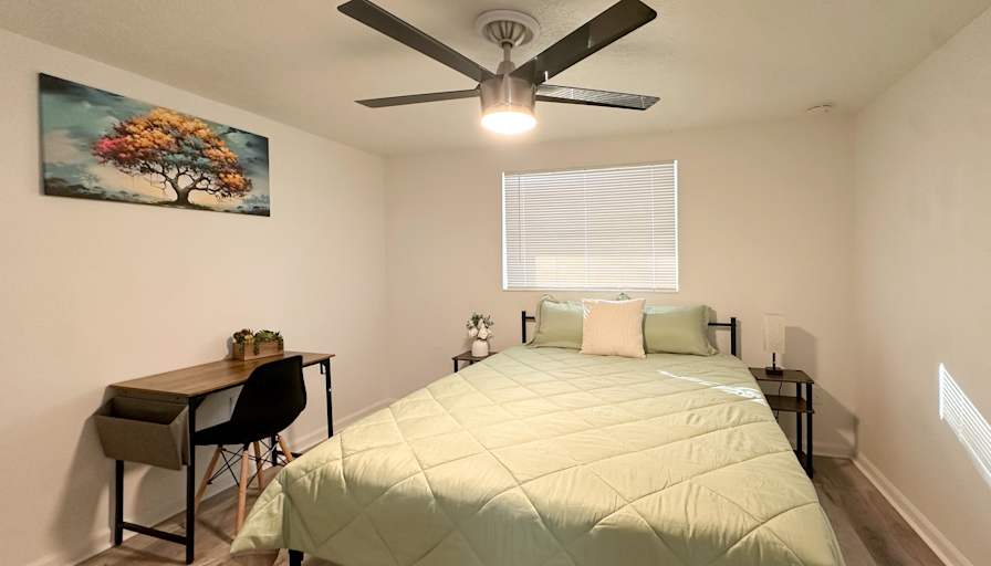 Photo of PadSplit's room