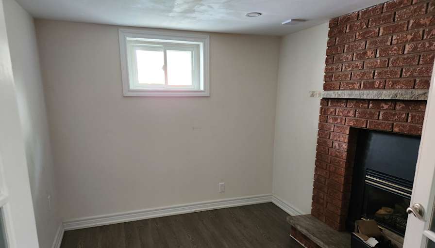 Photo of Ken's room