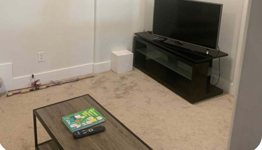 Mohsen Ahmadpour's room