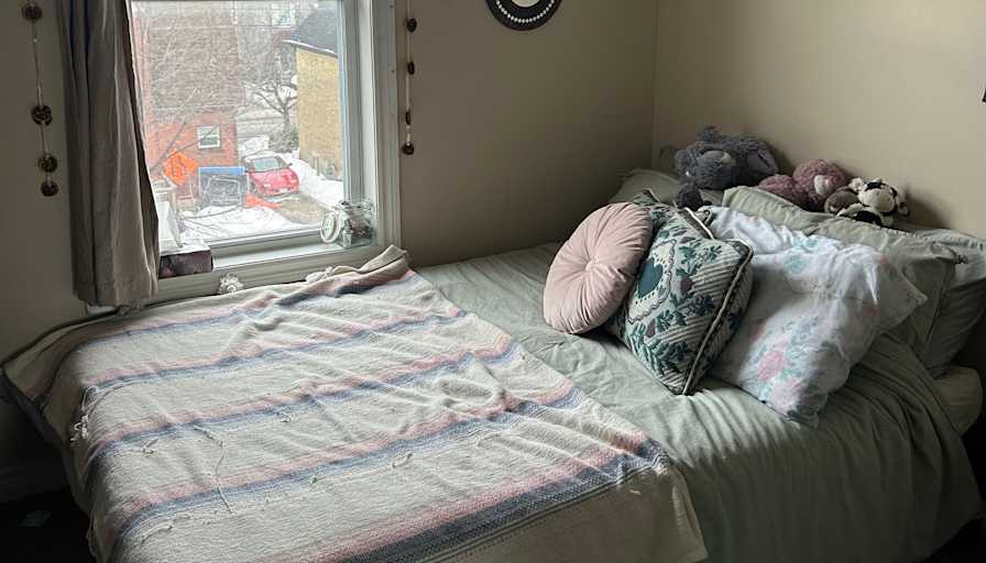 lauren tylliros's room