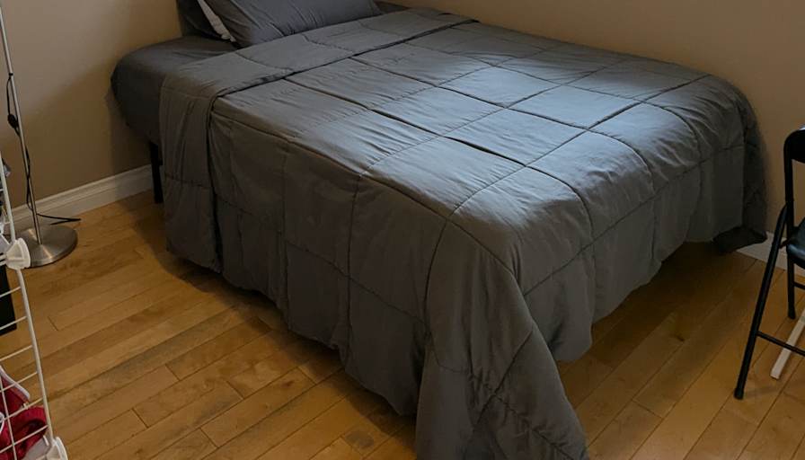 Photo of Ric's room