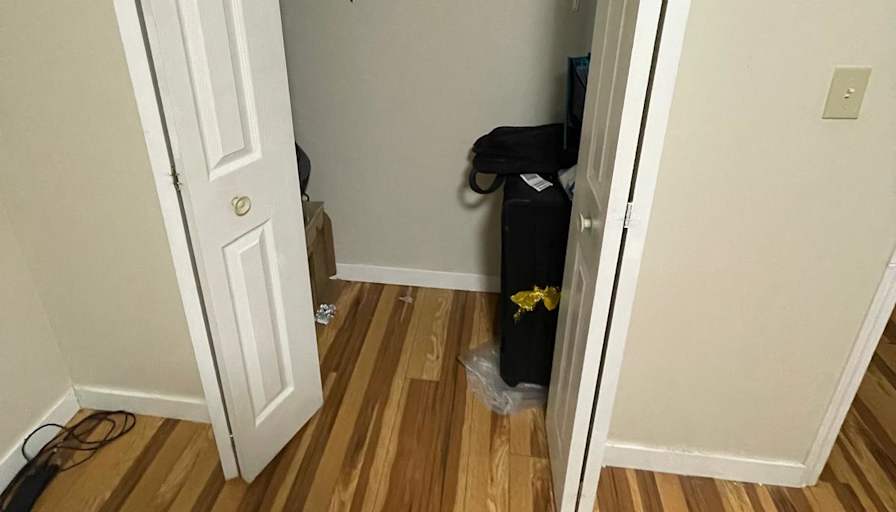 Numair Sheikh's room