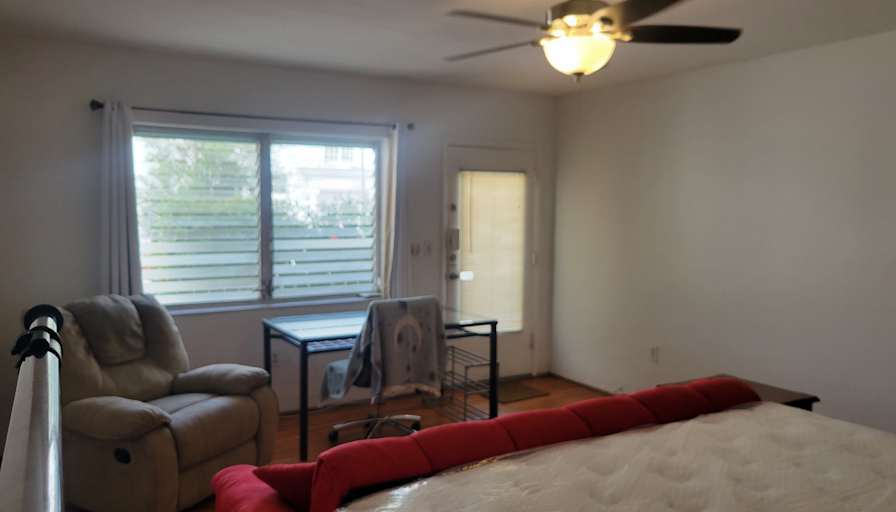 Private room to rent in share house Miami Beach, Fl...