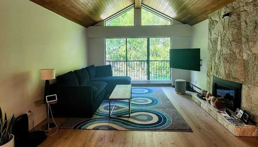 Photo of Vivian's room