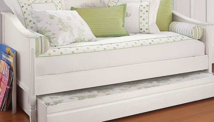 Sylvia—OWNER/living On-Site acceptg ODSP ON -Works's room