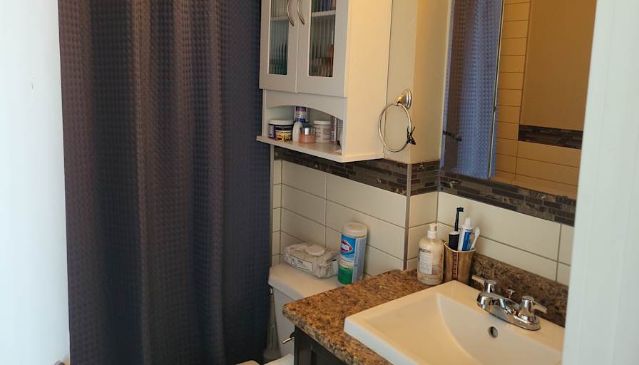 Shirley-anne Elmourne's room