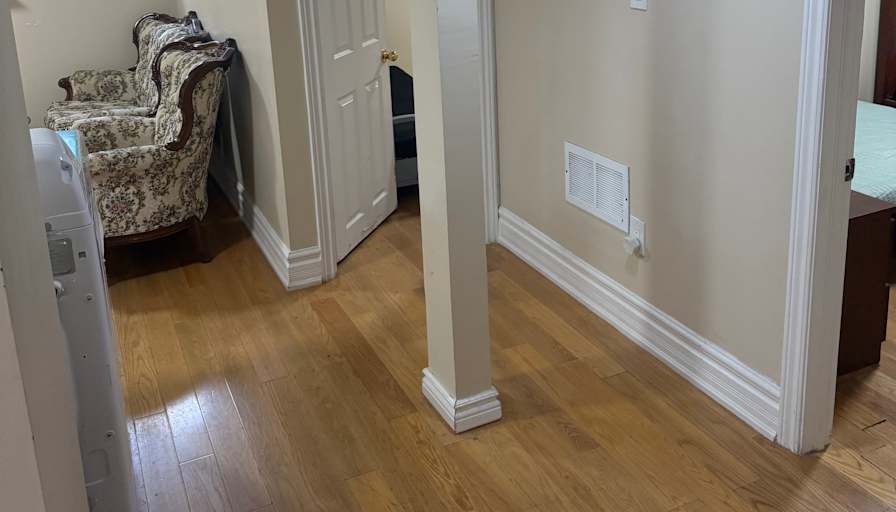 Mushtaq Ahmad's room