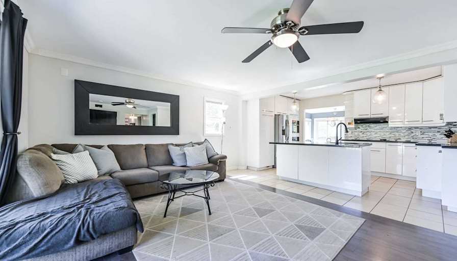 CATHERINE ZHANG's room