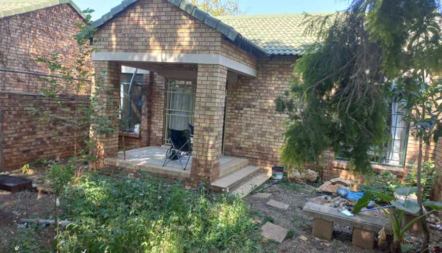 Photo of mbuyi's room