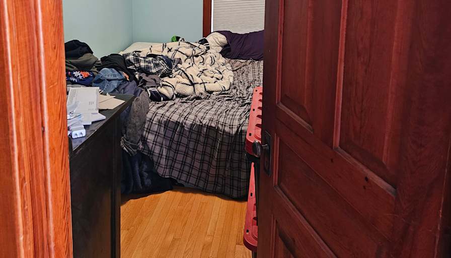 Misko Lyons-Bacic's room