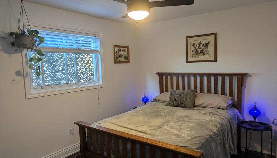 Photo of Ken Davies's room