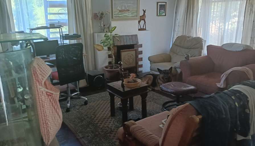 Photo of Mukesh's room