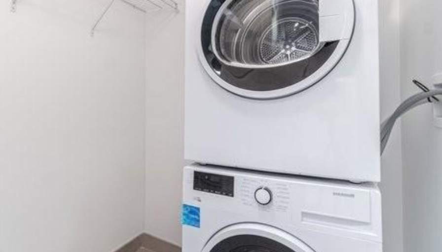 Kelly Noussis's room