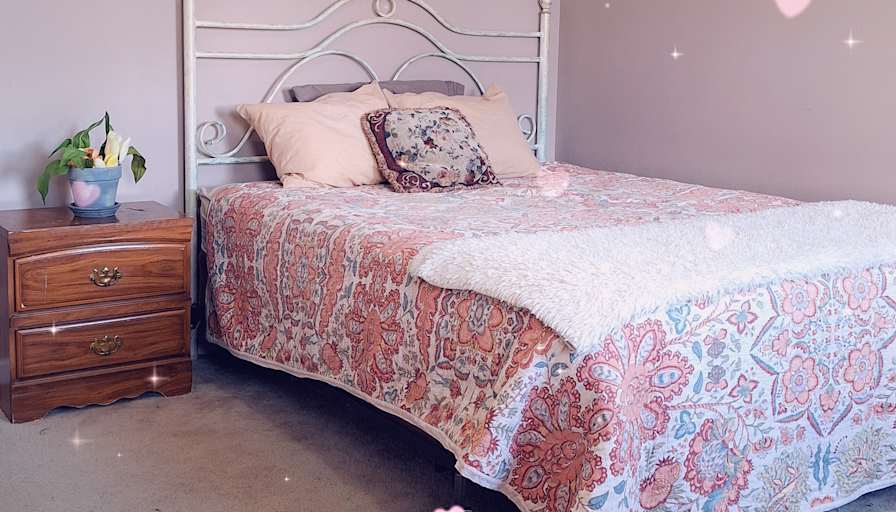 J.Hudson-Oliver's room