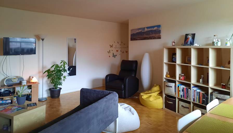 Photo of carlos's room