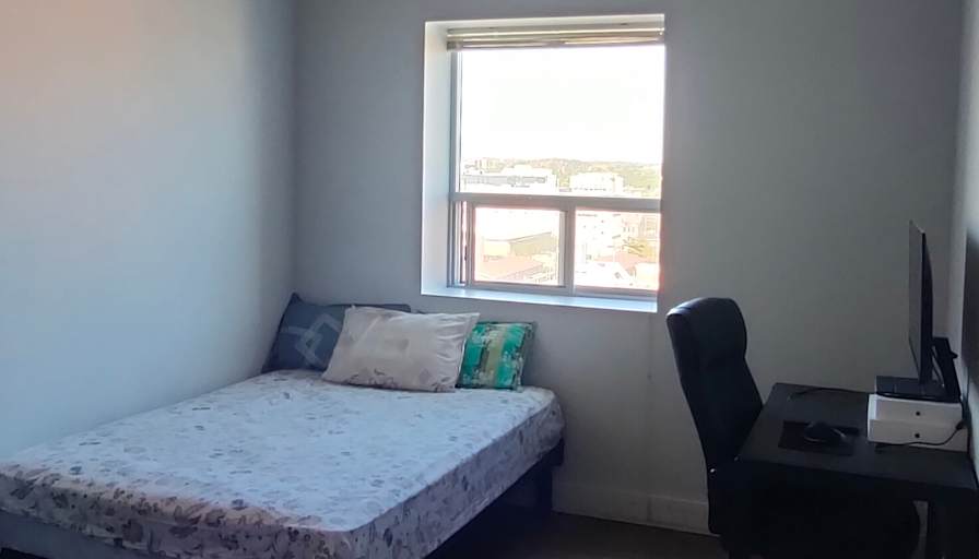 Taher Godhrawala's room