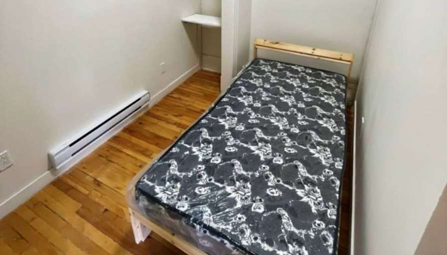 Photo of Atbin's room