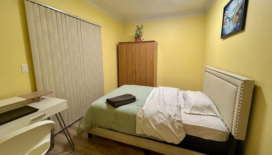 Photo of T G's room