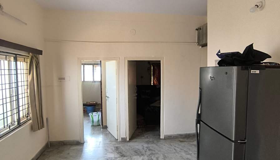 Photo of Nallapolu Rakesh's room