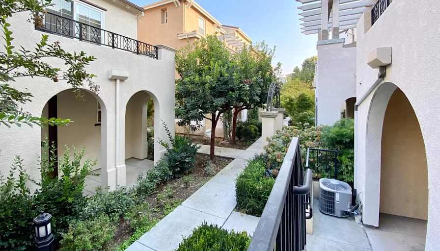 Private room to rent in share house Santa Clara, Ca...