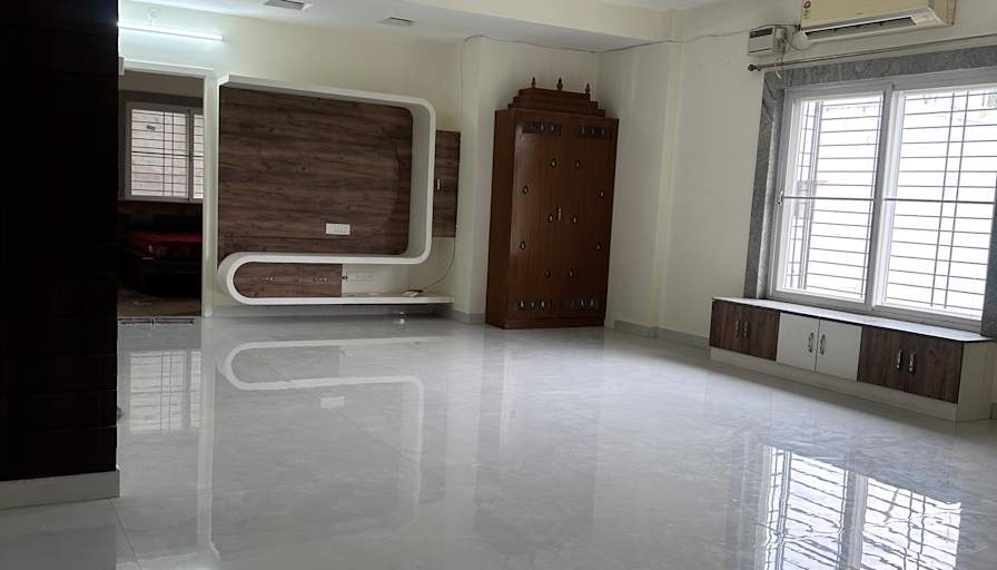 Photo of Aarthi L's room