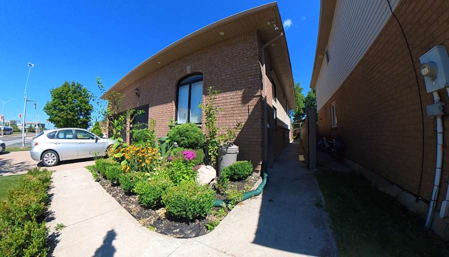 Mohammad Homayoun's room