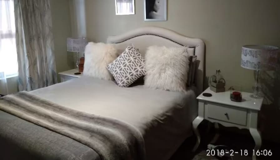 Photo of Solomon's room