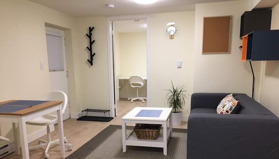 Oksana Friesen's room