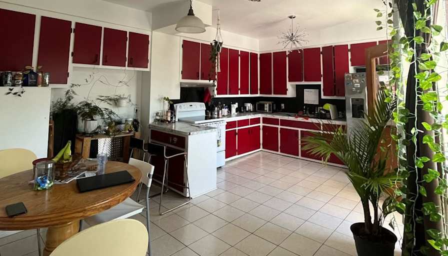 Xavier miller's room