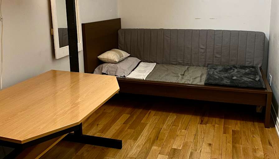 Andrew Madariaga's room