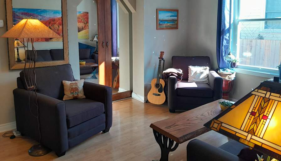 Photo of Mary Anne's room