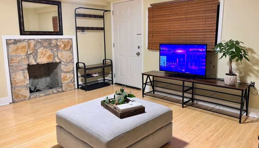 Photo of Jeanette F's room