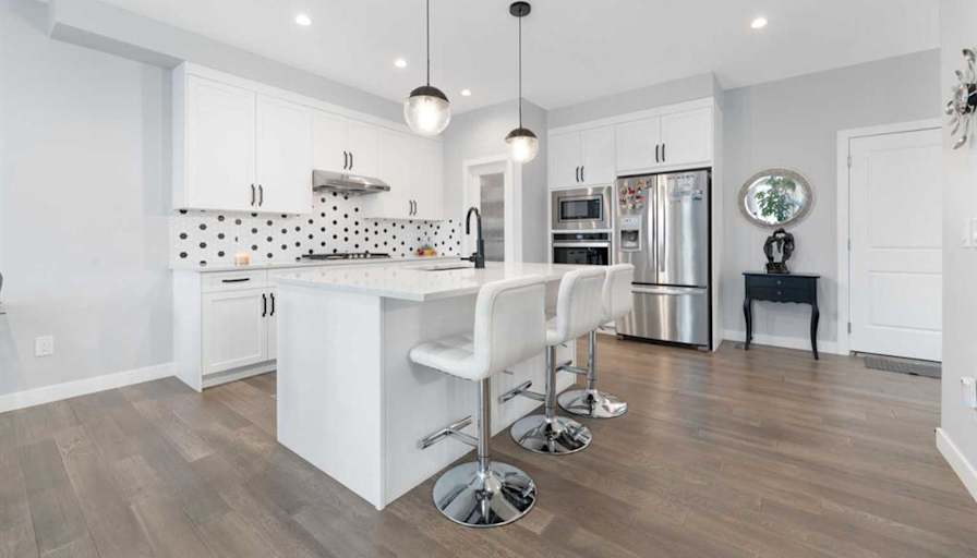 Meng Qiong Huang's room