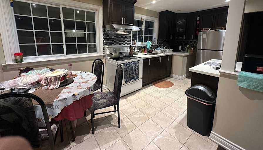 Manpreet Kaur's room