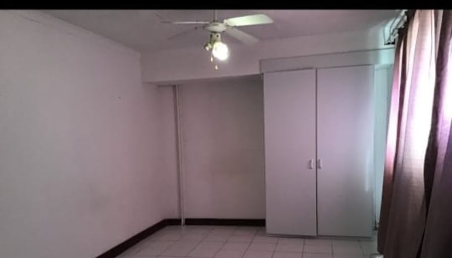 Photo of Jezral's room