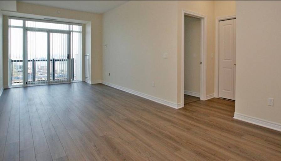 Cozy Cristine's Shared Condo's room