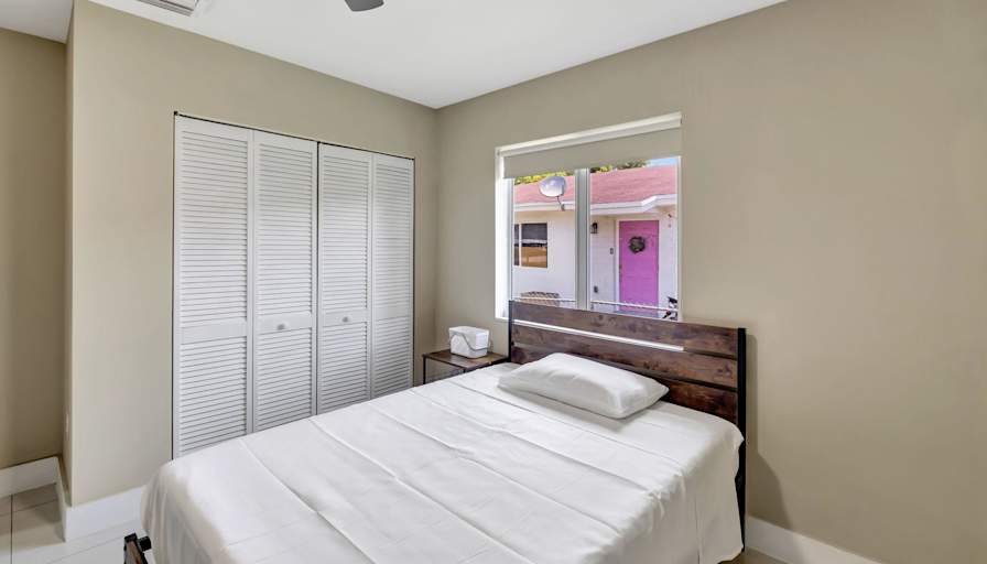 Photo of PadSplit's room