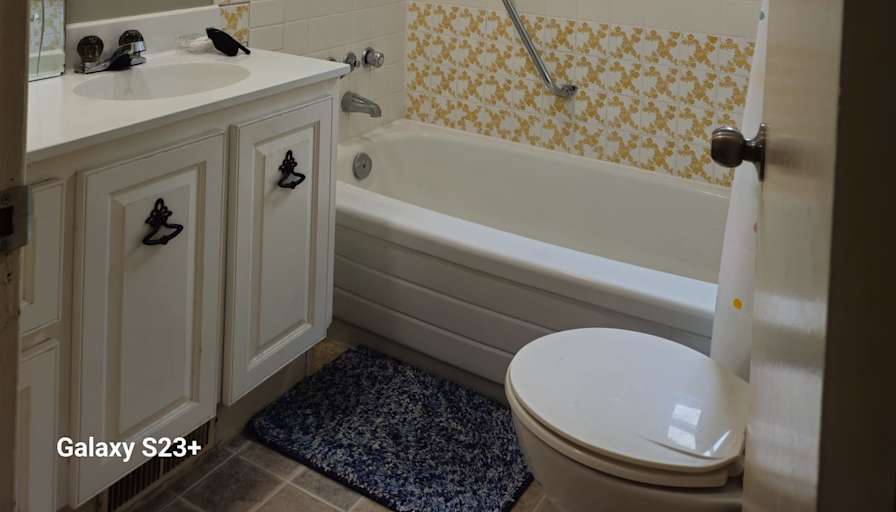 Joseph Sharon's room