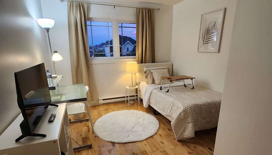 Photo of Claudia's room