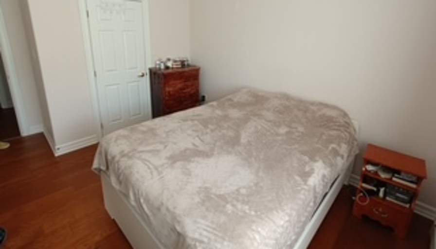 Santhi Varanasi's room